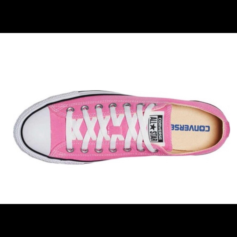 Pink Converse low-top women’s sneakers SIZE 7